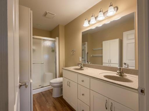 15 PrimaryBathroom.jpg