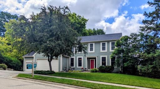 3010 Fox Valley Drive SW, Rochester, MN 55902