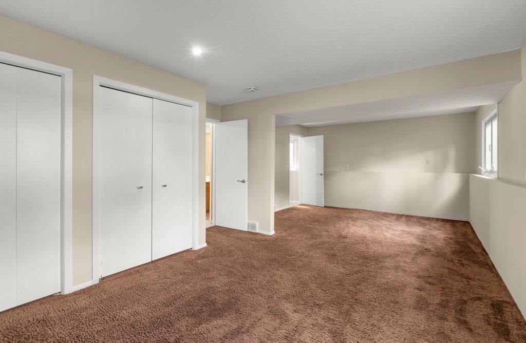 Bedroom, Lower level