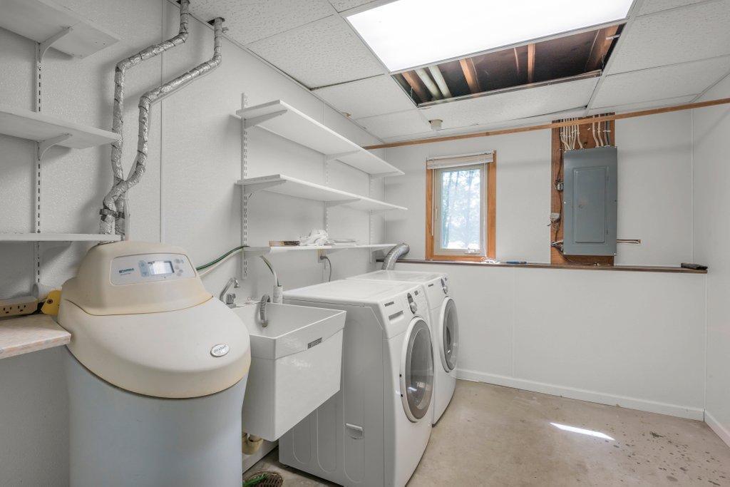 Laundry, Lower Level
