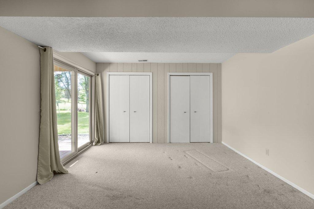 Family Room, walkout area