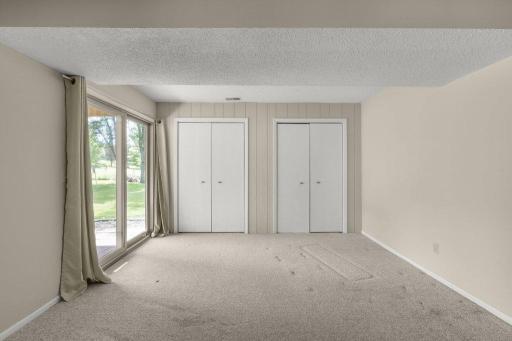 10221 Jeffery Lane, Rogers, MN 55374