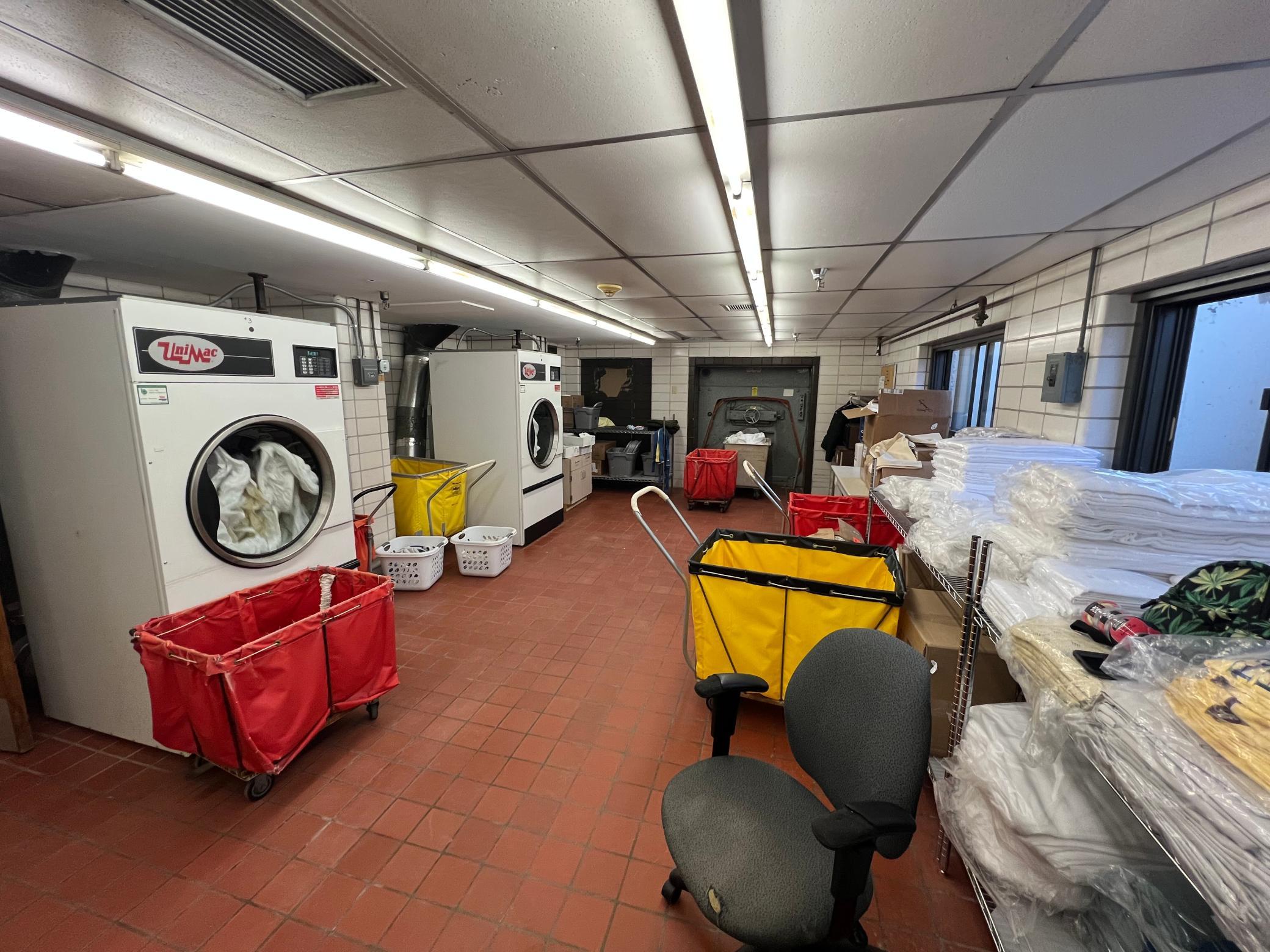 basement laundry