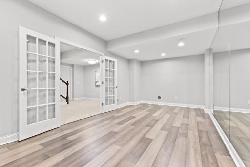 16331 Sohm Court, Eden Prairie, MN 55347