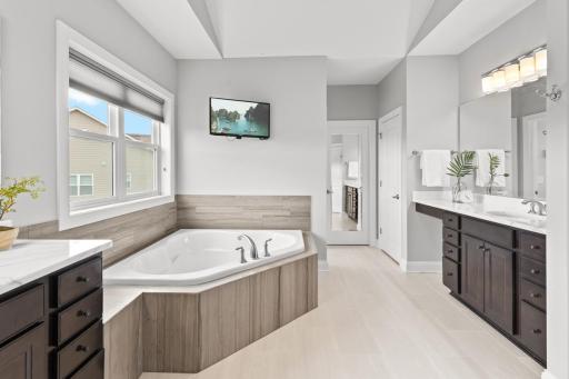 16331 Sohm Court, Eden Prairie, MN 55347