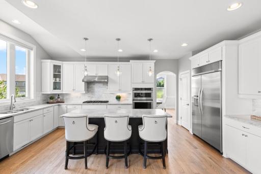 16331 Sohm Court, Eden Prairie, MN 55347