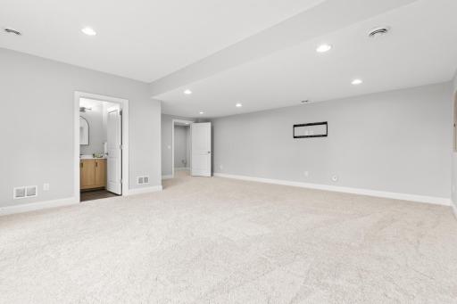 16331 Sohm Court, Eden Prairie, MN 55347