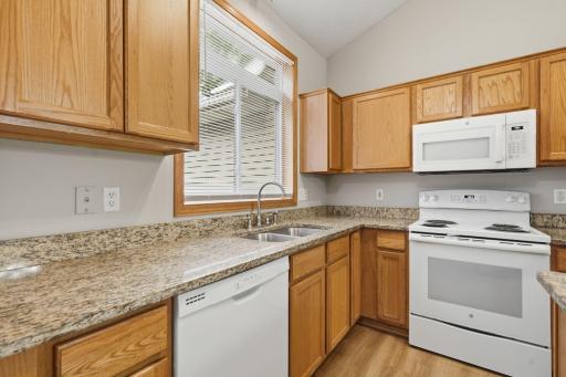 4104 Jarmann Lane, Shakopee, MN 55379