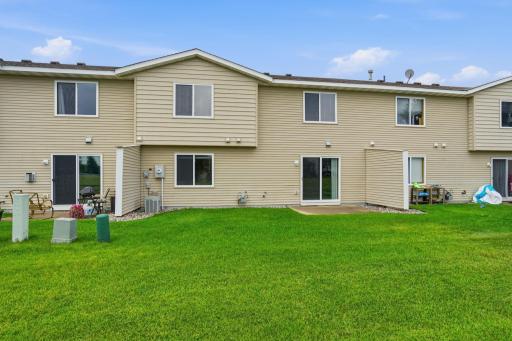4104 Jarmann Lane, Shakopee, MN 55379