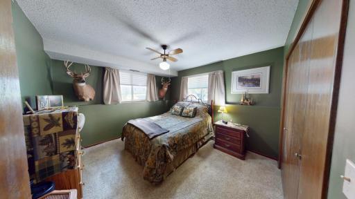 1825 Bayview Drive, Albert Lea, MN 56007