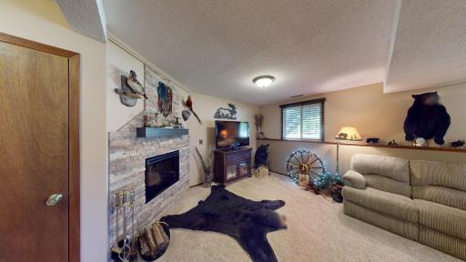 1825 Bayview Drive, Albert Lea, MN 56007