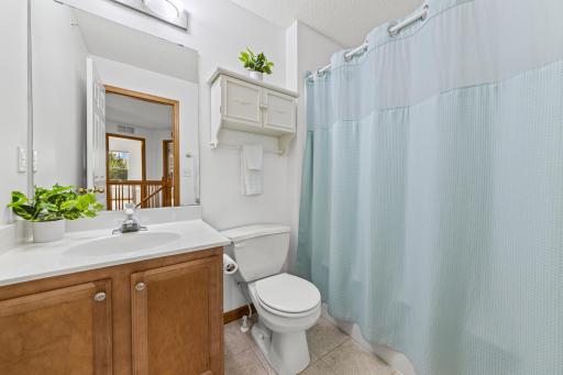 5020 Holly Lane N, 4, Plymouth, MN 55446