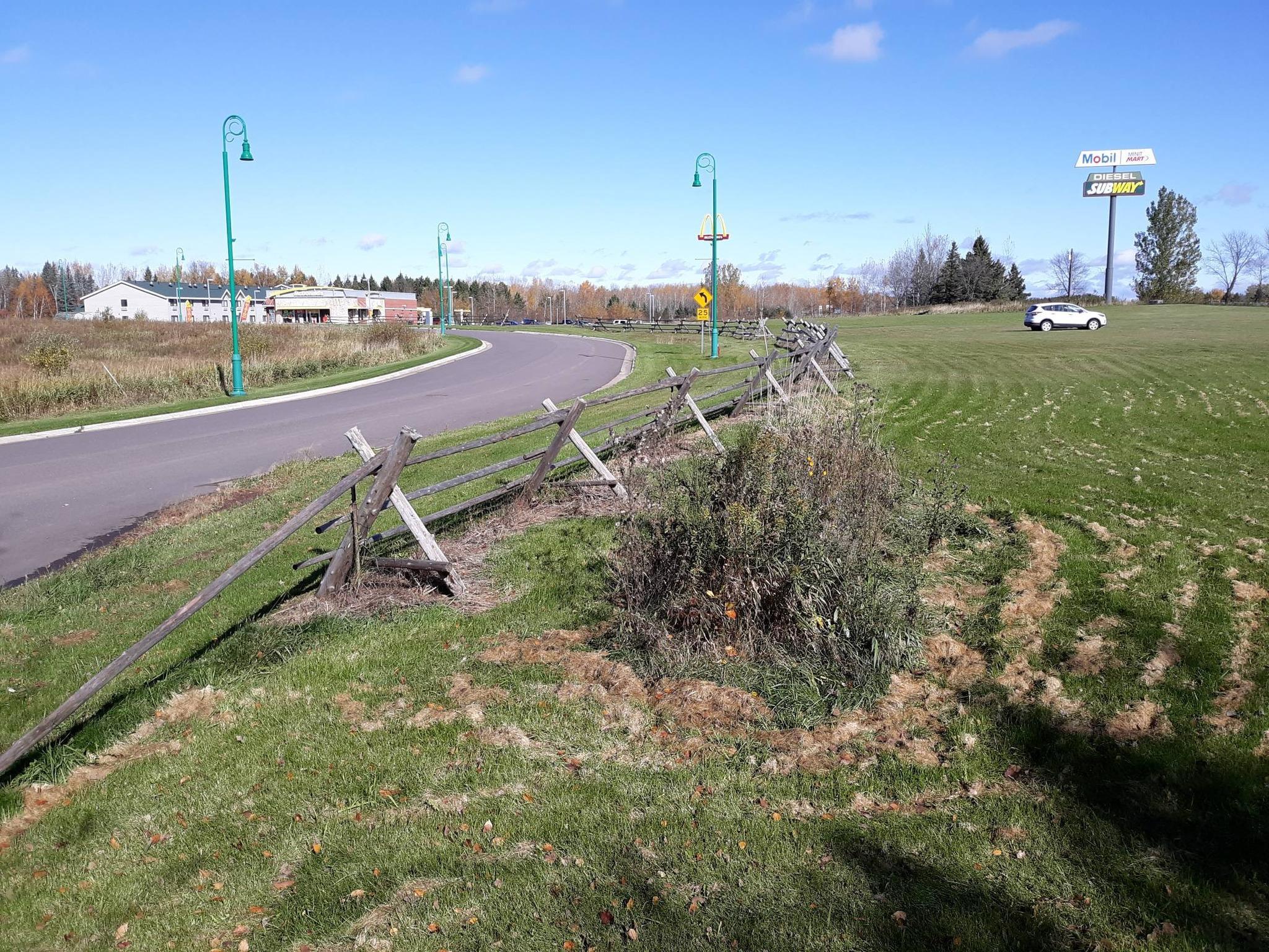 Park Place Road & Fence