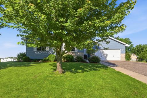 121 Shire Road N, Watkins, MN 55389