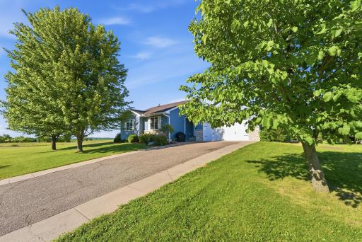 121 Shire Road N, Watkins, MN 55389