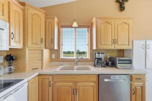 121 Shire Road N, Watkins, MN 55389
