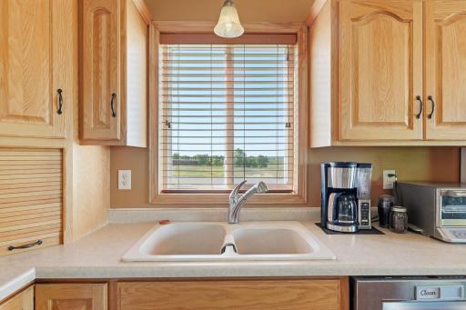 121 Shire Road N, Watkins, MN 55389