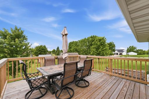 121 Shire Road N, Watkins, MN 55389