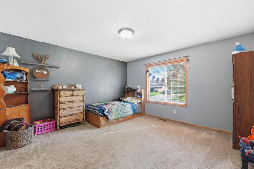 121 Shire Road N, Watkins, MN 55389