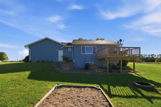 121 Shire Road N, Watkins, MN 55389