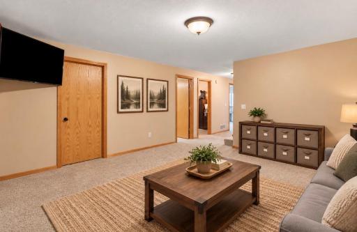 121 Shire Road N, Watkins, MN 55389