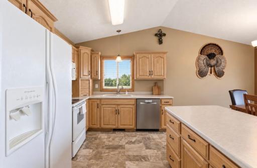 121 Shire Road N, Watkins, MN 55389