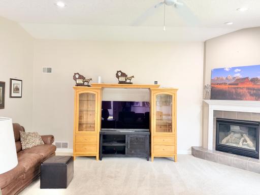 437 Crescent Drive, Albert Lea, MN 56007