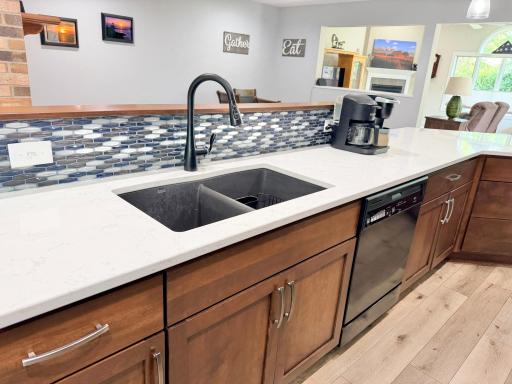 437 Crescent Drive, Albert Lea, MN 56007