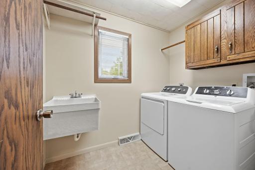 522 Shady Ridge Road NW, Hutchinson, MN 55350