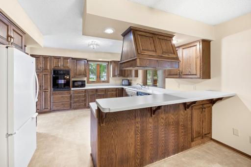 522 Shady Ridge Road NW, Hutchinson, MN 55350