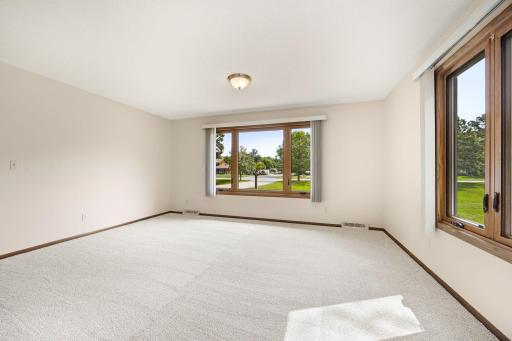 522 Shady Ridge Road NW, Hutchinson, MN 55350