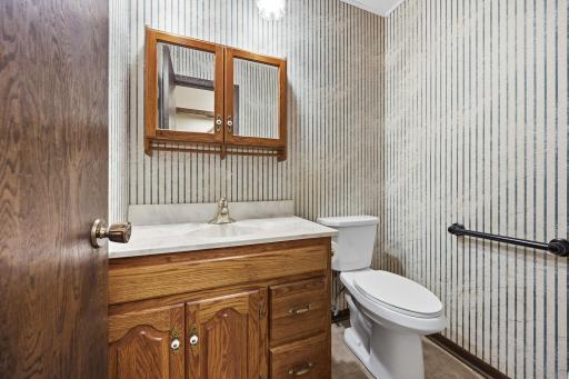 522 Shady Ridge Road NW, Hutchinson, MN 55350