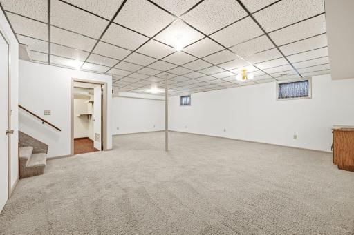 522 Shady Ridge Road NW, Hutchinson, MN 55350