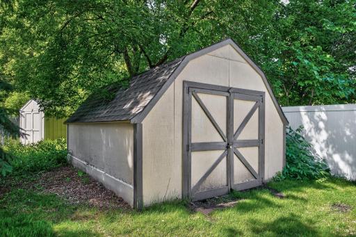 2041 W 65th Street, Excelsior, MN 55331