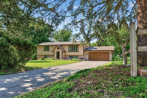 2041 W 65th Street, Excelsior, MN 55331