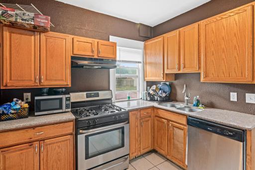 96 Winifred Street West-19.jpg