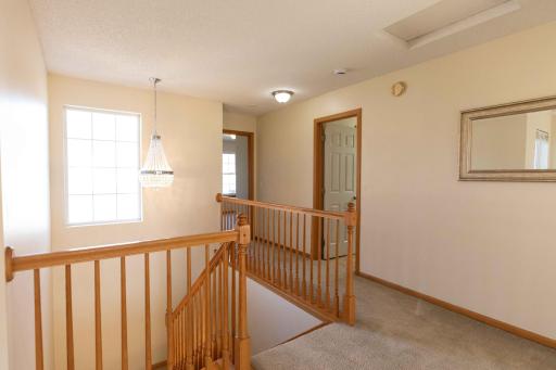 16959 79th Ave N-upper level hallway 2.jpg