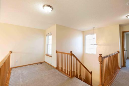 16959 79th Ave N-upper level hallway 1.jpg