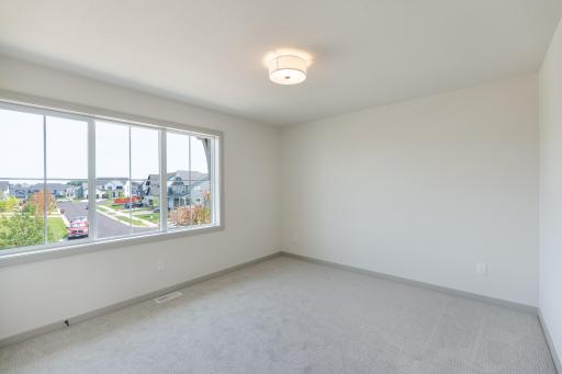 5036 Airlake Draw, Saint Paul, MN 55129