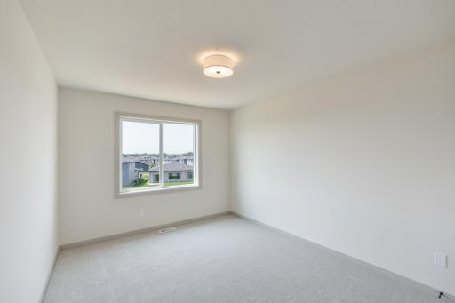 5036 Airlake Draw, Saint Paul, MN 55129
