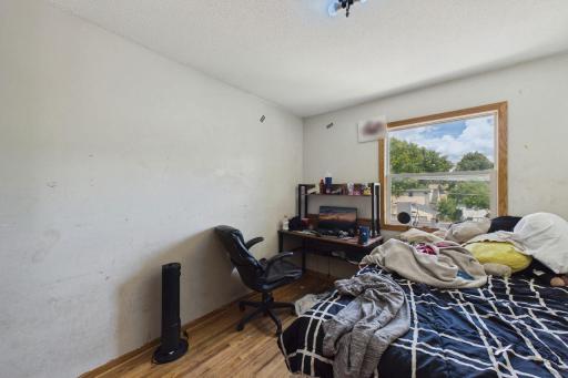 355 14th Avenue S, South Saint Paul, MN 55075