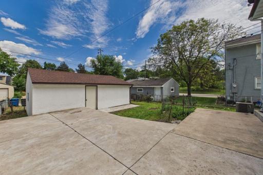 355 14th Avenue S, South Saint Paul, MN 55075