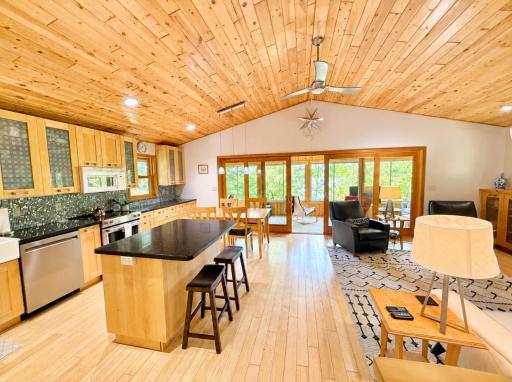 1787 N Bay Road, Ely, MN 55731