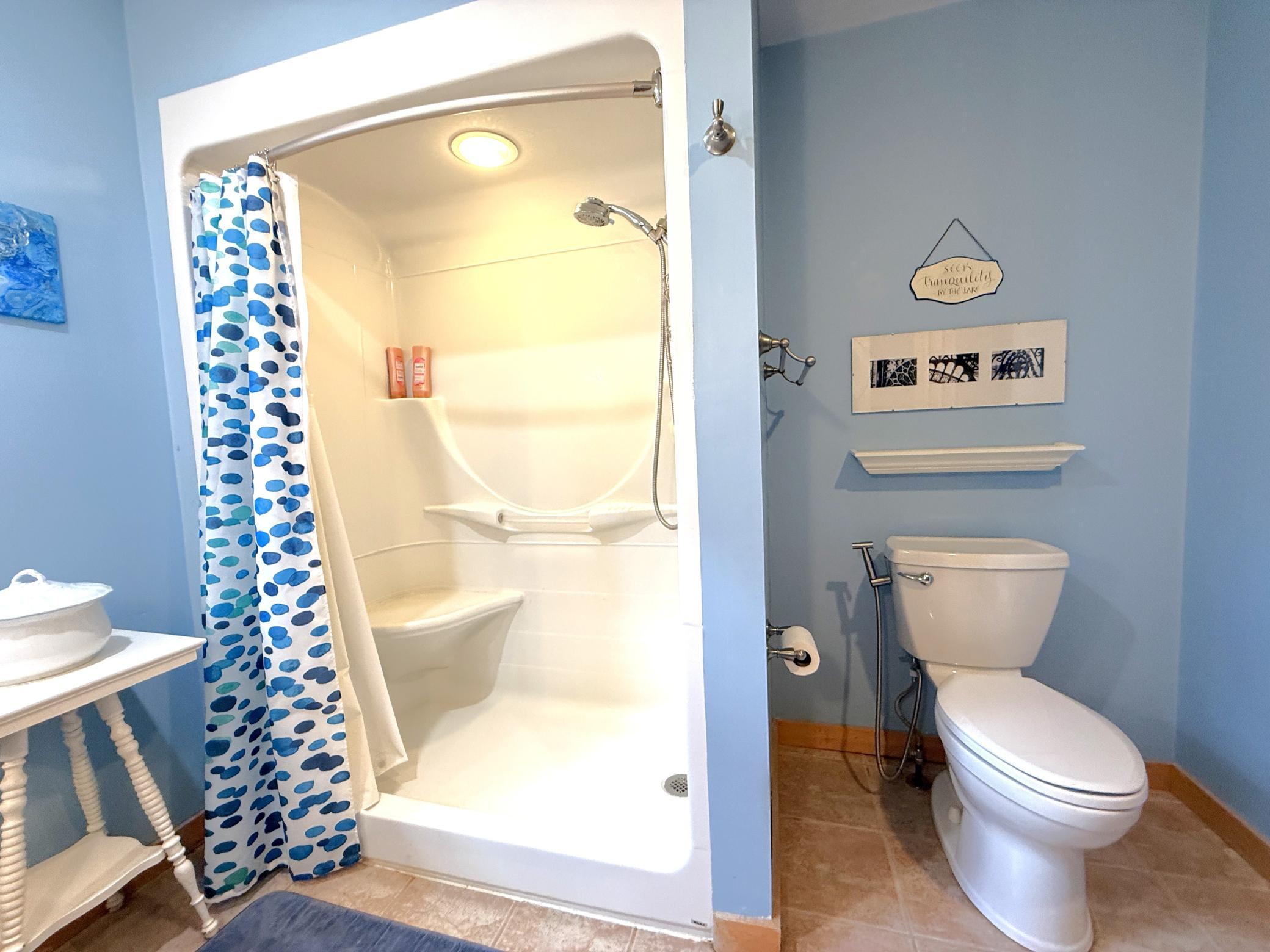 1787 North Bay Rd primary bath 1 6.18.JPG