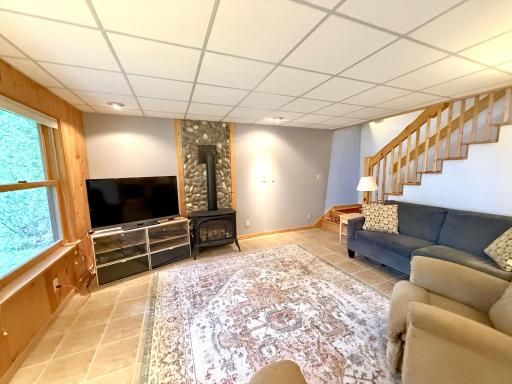 1787 Norh Bay Rd lower level inside 1.jpg