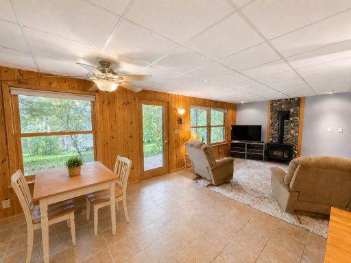 1787 North Bay Rd lower level main room 2.JPG.png