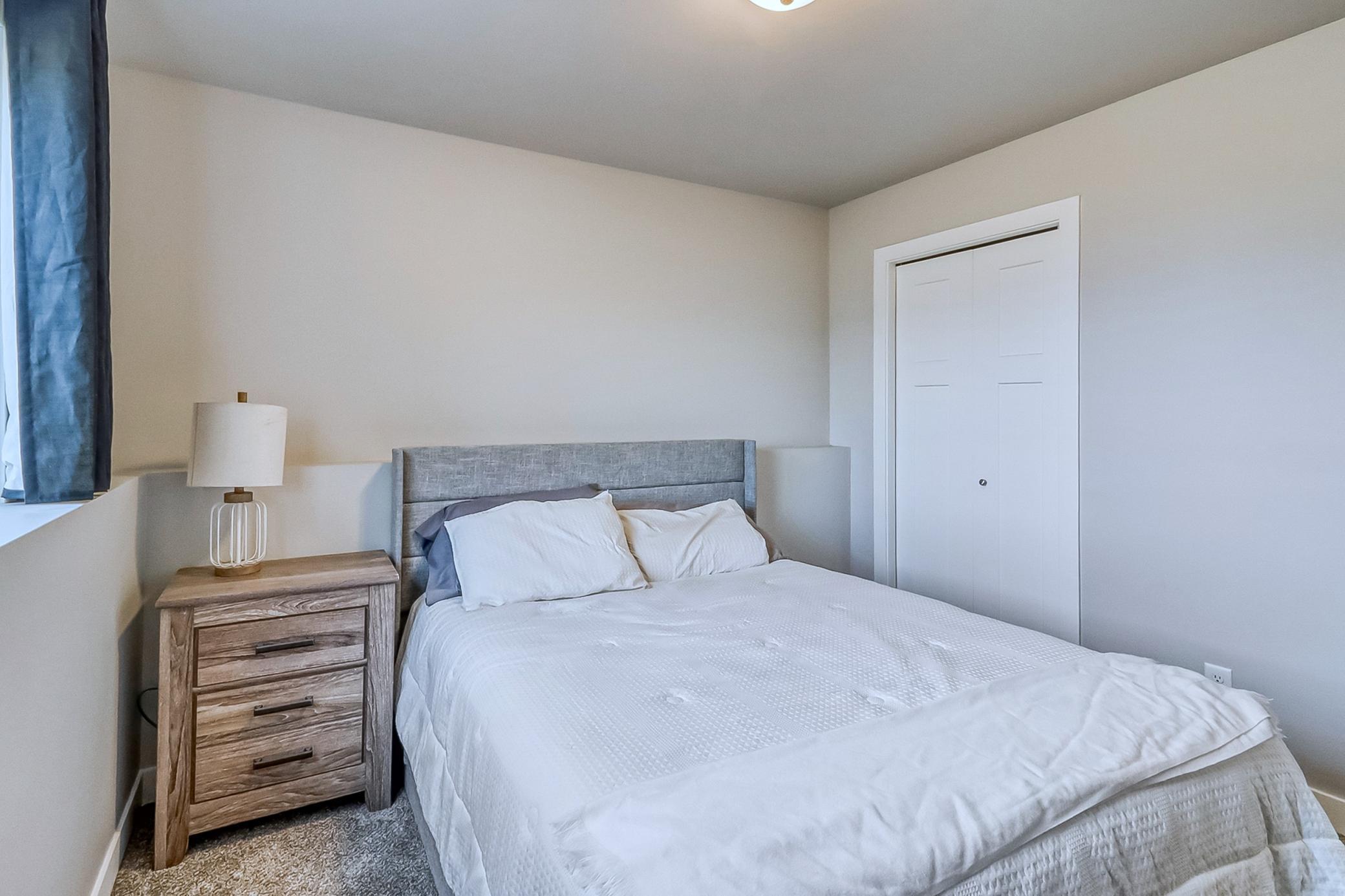 Basement Bedroom1_2.jpg