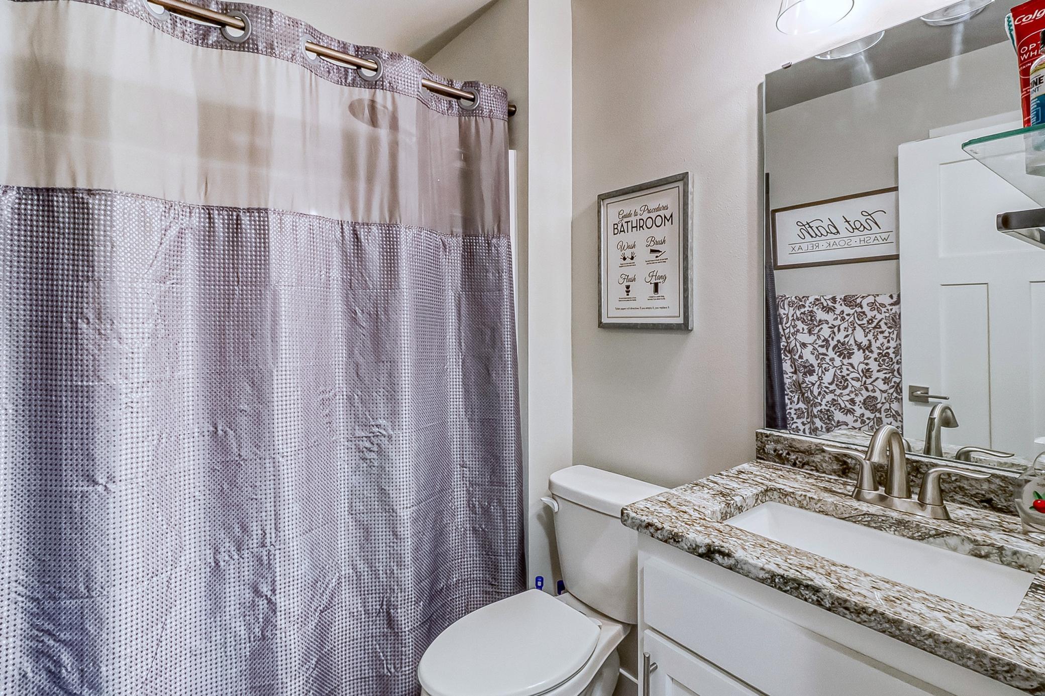 Basement bathroom1_1.jpg