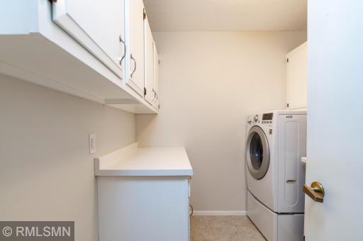 9700 Portland Avenue S, 330, Bloomington, MN 55420