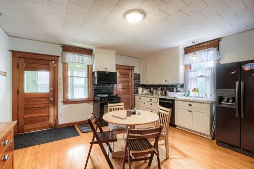 106 N Pine Street, Chaska, MN 55318